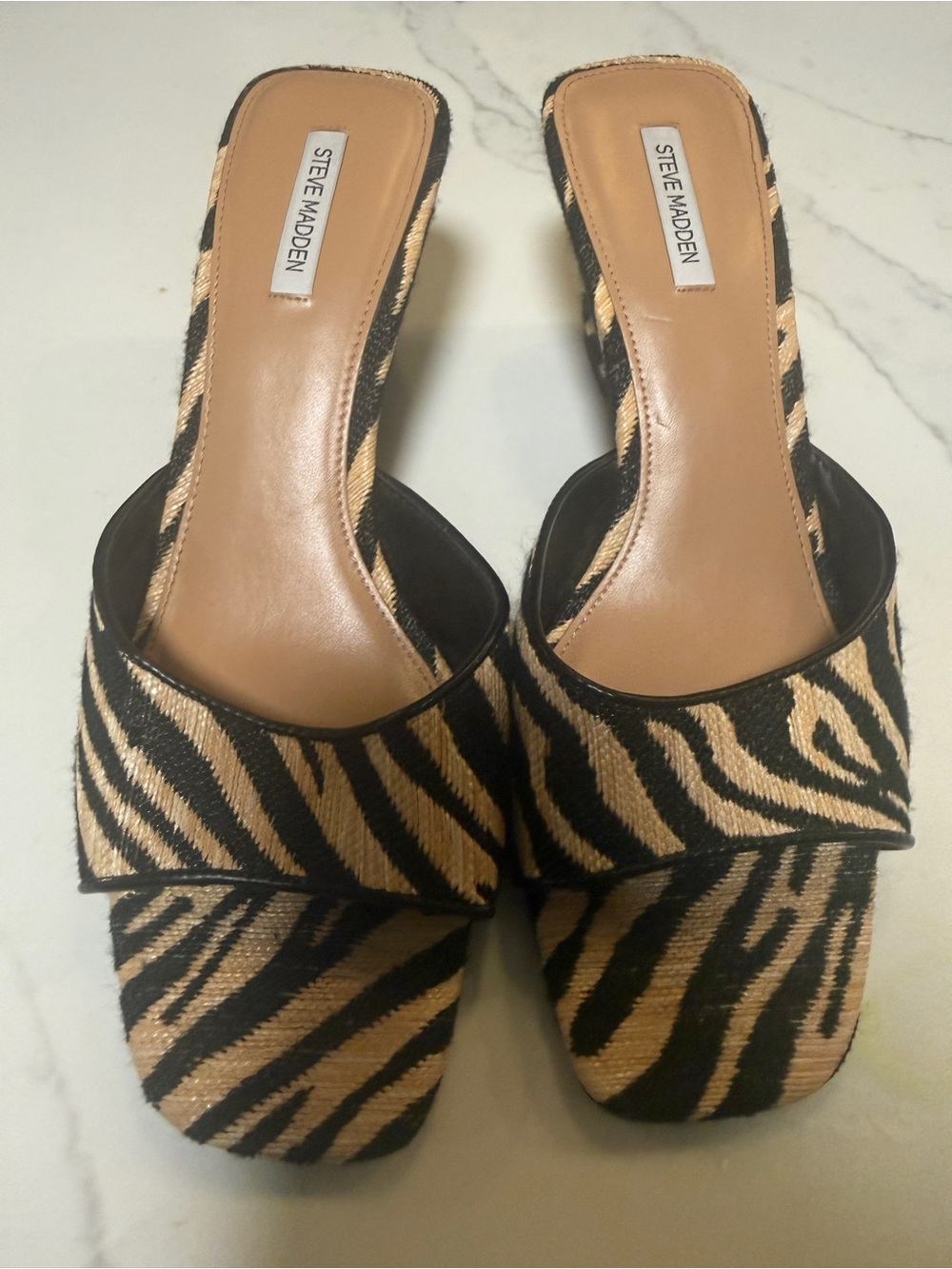 Steve Madden Zebra-Print Wedge Raffia Sandals - Beige/Black Size 8 - Picture 3 of 6